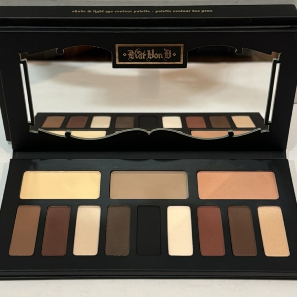Kat Von D Shade and Light Eye Contoure Pallete NEW IN BOX